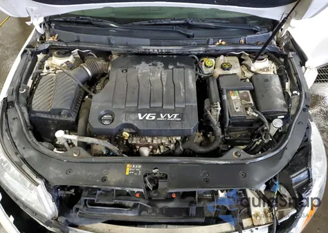 2013 Buick Lacrosse z USA, uszkodzony, nr VIN 1G4GC5E36DF314725